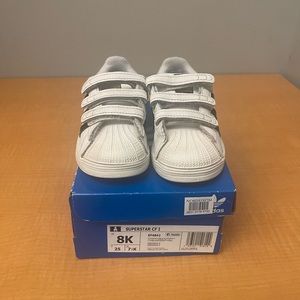 Adidas Superstar sneaker for toddler - size 8k